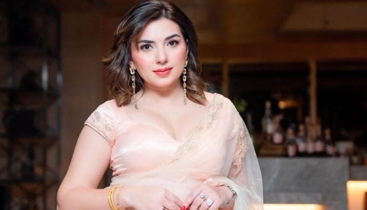 Aliza gautam